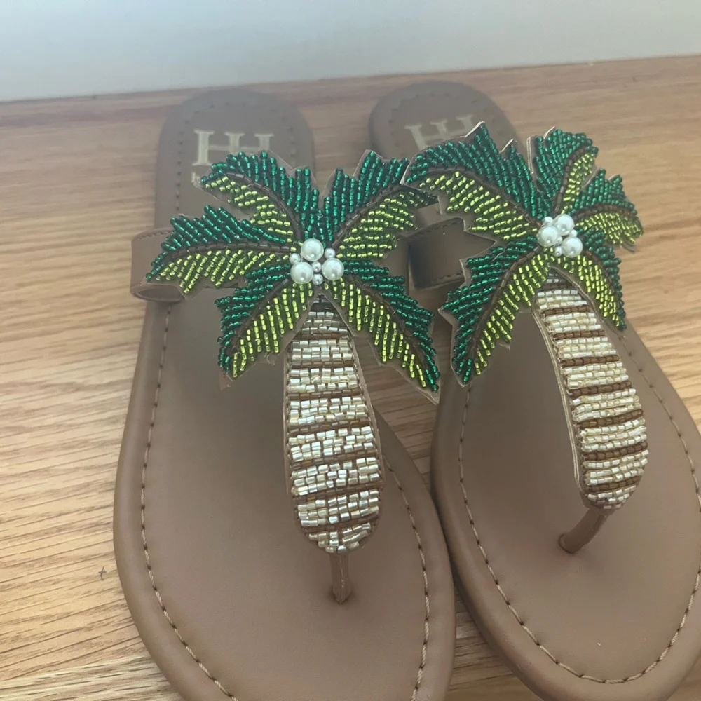 Endless Summer Sandals 🌴🌞 - Picture 2 of 4